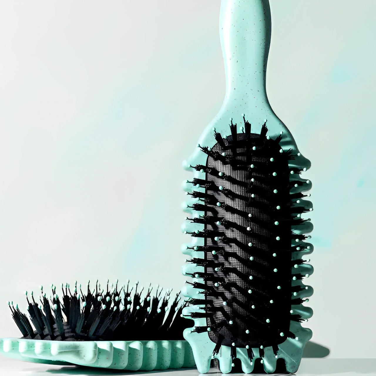 CurlControl™ Curl Defining Brush Novaris